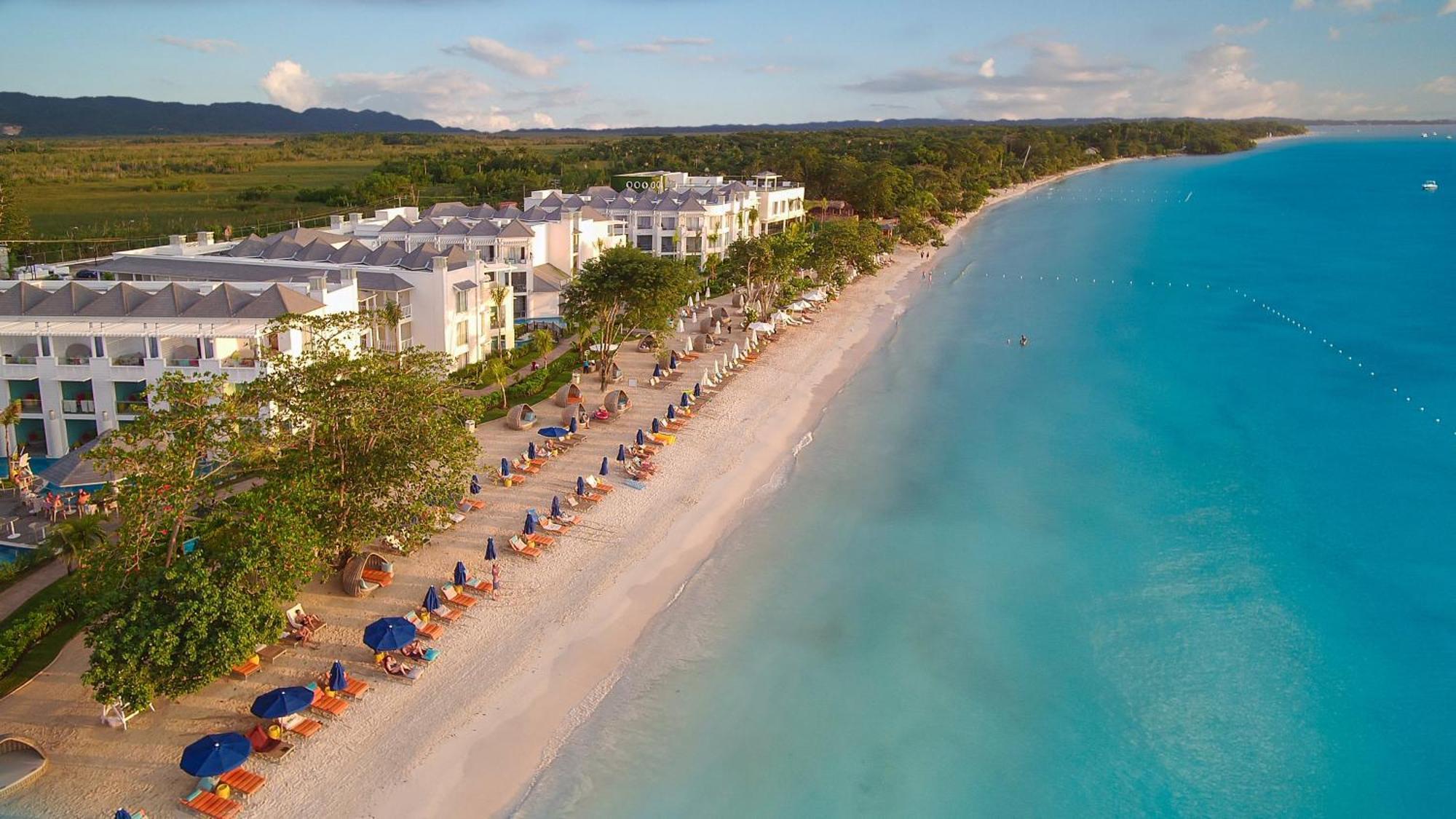 Azul Beach Resort Negril, Gourmet All Inclusive By Karisma Exterior photo